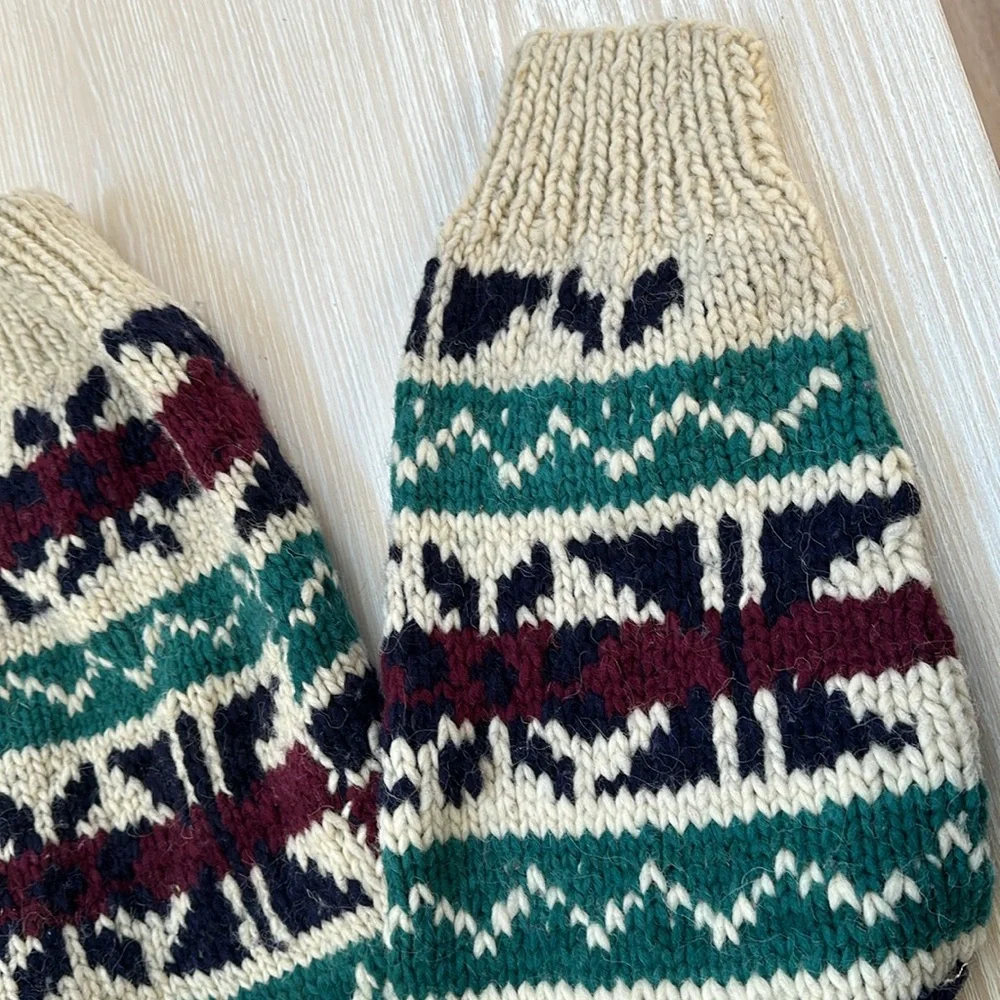 Vintage Otavalo Wool Nordic Style Sweater - Picture 5 of 5